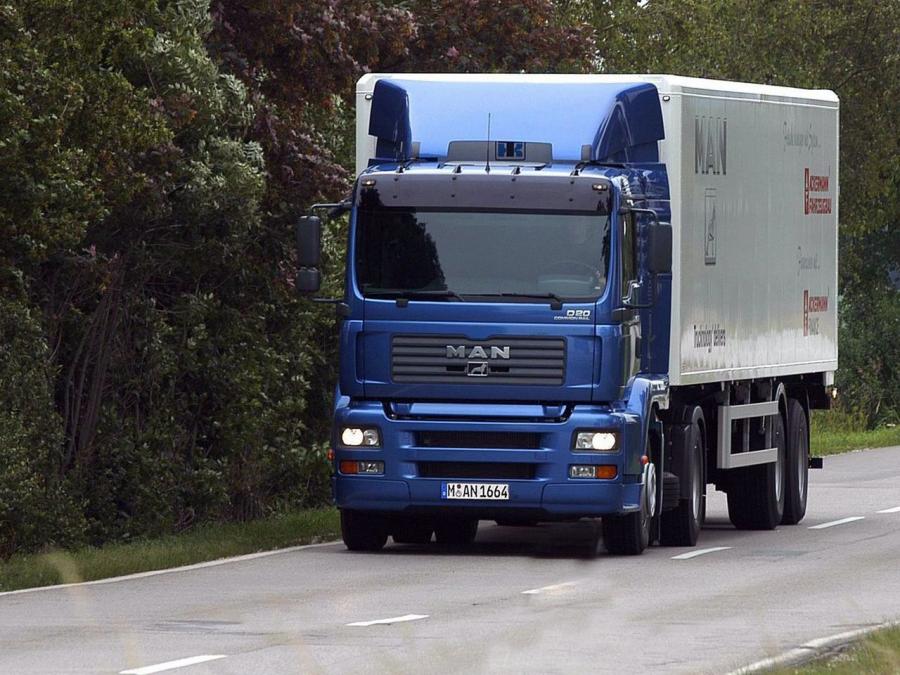  MAN TGA 18.430 2000 года  (фото 14 из 20)